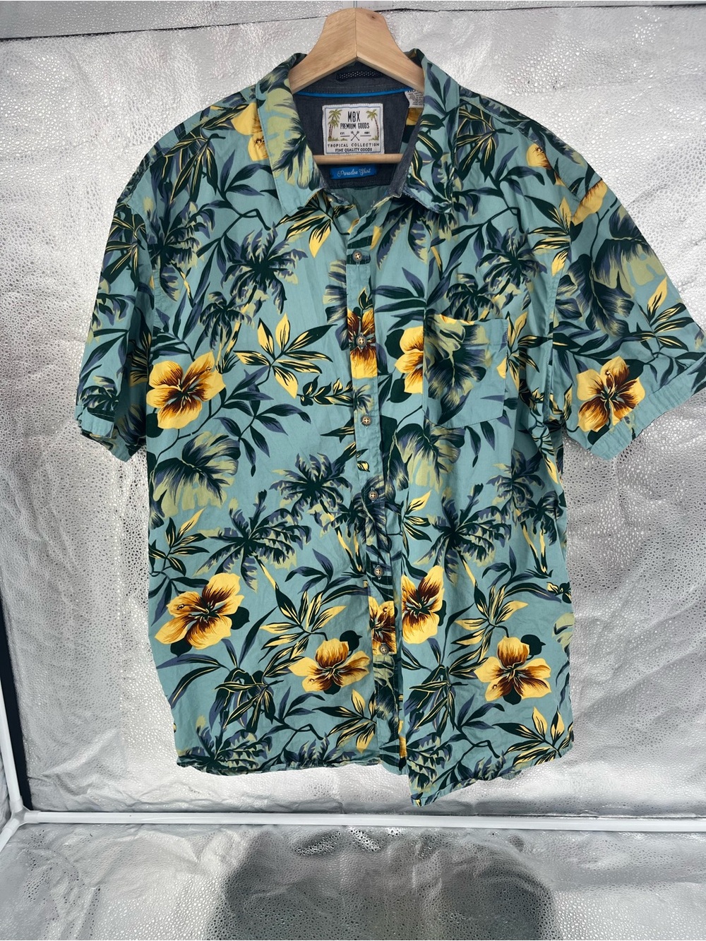 MBX Tropical Collection Paradise Shirt Men's XXL Short Sleeve Button Down Hawaii